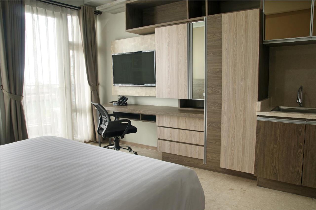 Graha Makara Suite Hotel & Residence Cikarang Eksteriør billede