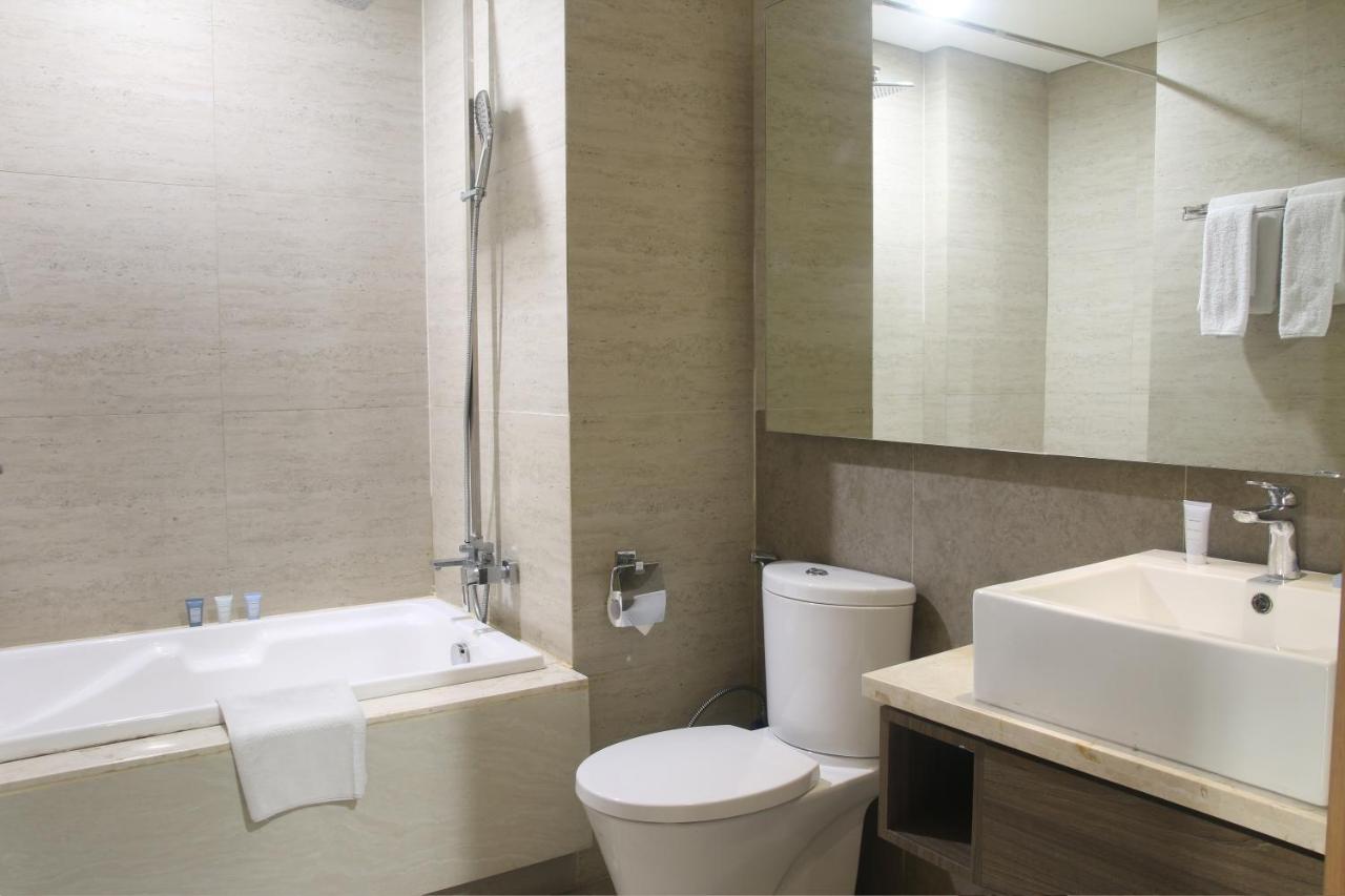 Graha Makara Suite Hotel & Residence Cikarang Eksteriør billede