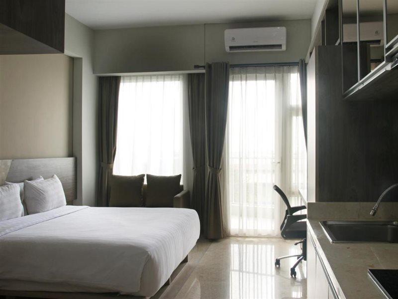 Graha Makara Suite Hotel & Residence Cikarang Eksteriør billede