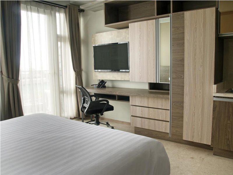 Graha Makara Suite Hotel & Residence Cikarang Eksteriør billede