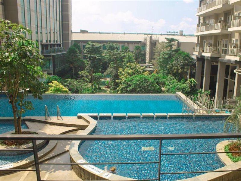 Graha Makara Suite Hotel & Residence Cikarang Eksteriør billede